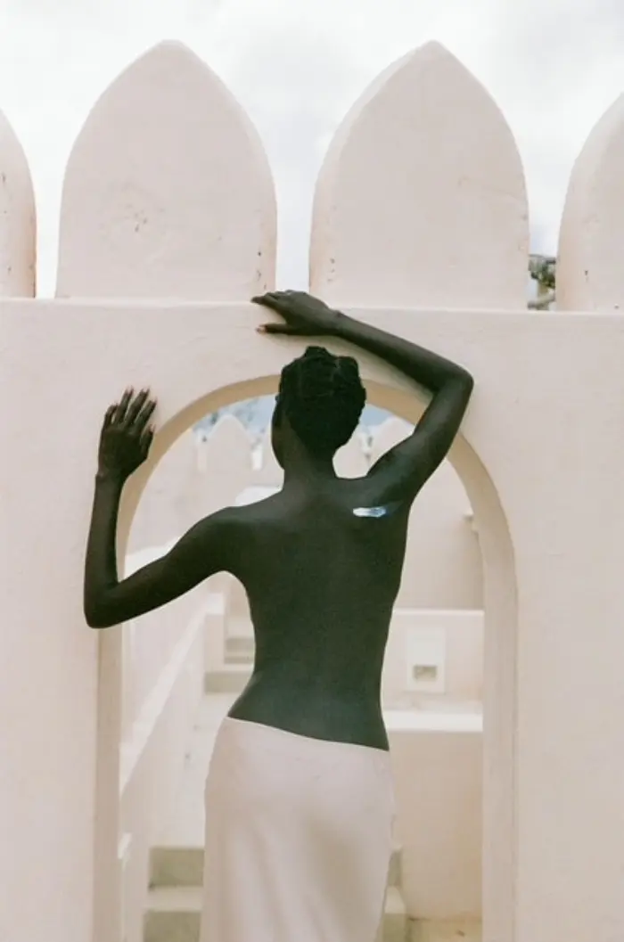 Back view in arch